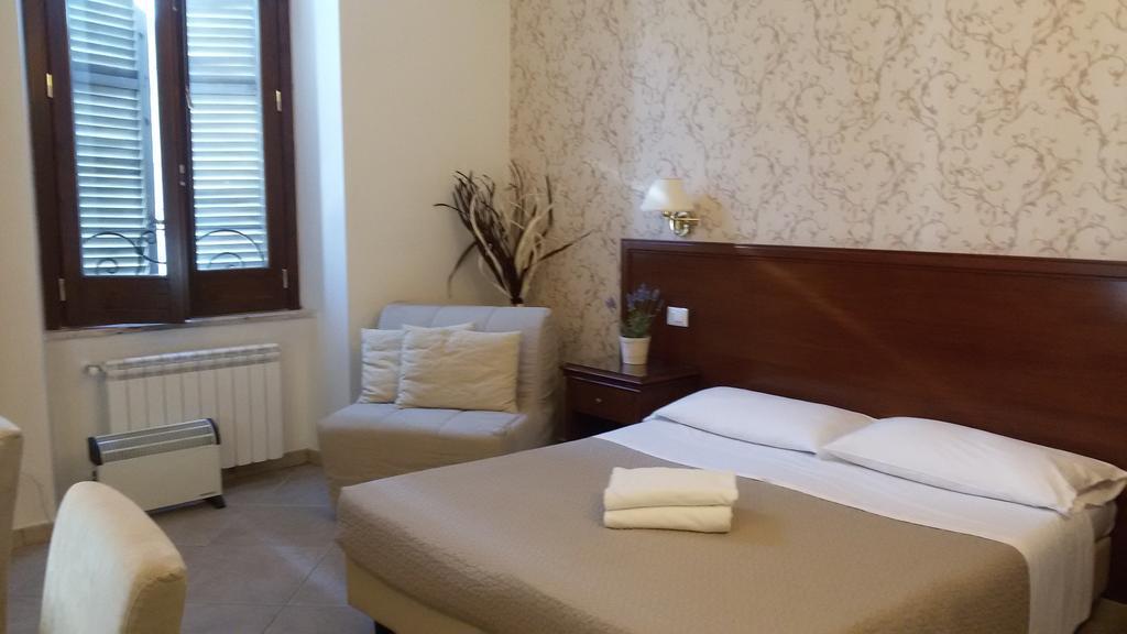 Mrs Julie Bed & Breakfast Roma